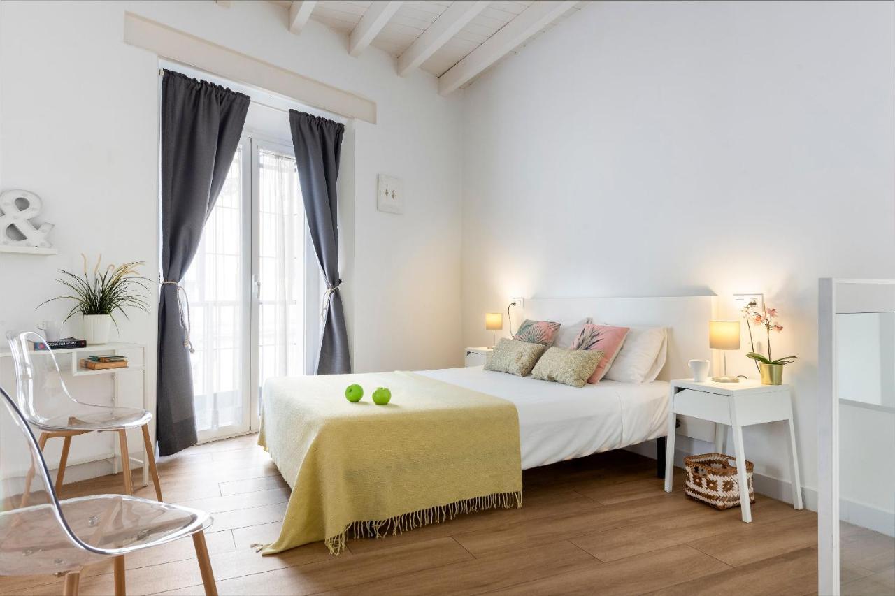 Hsh Suites Santa Catalina Seville Exterior photo